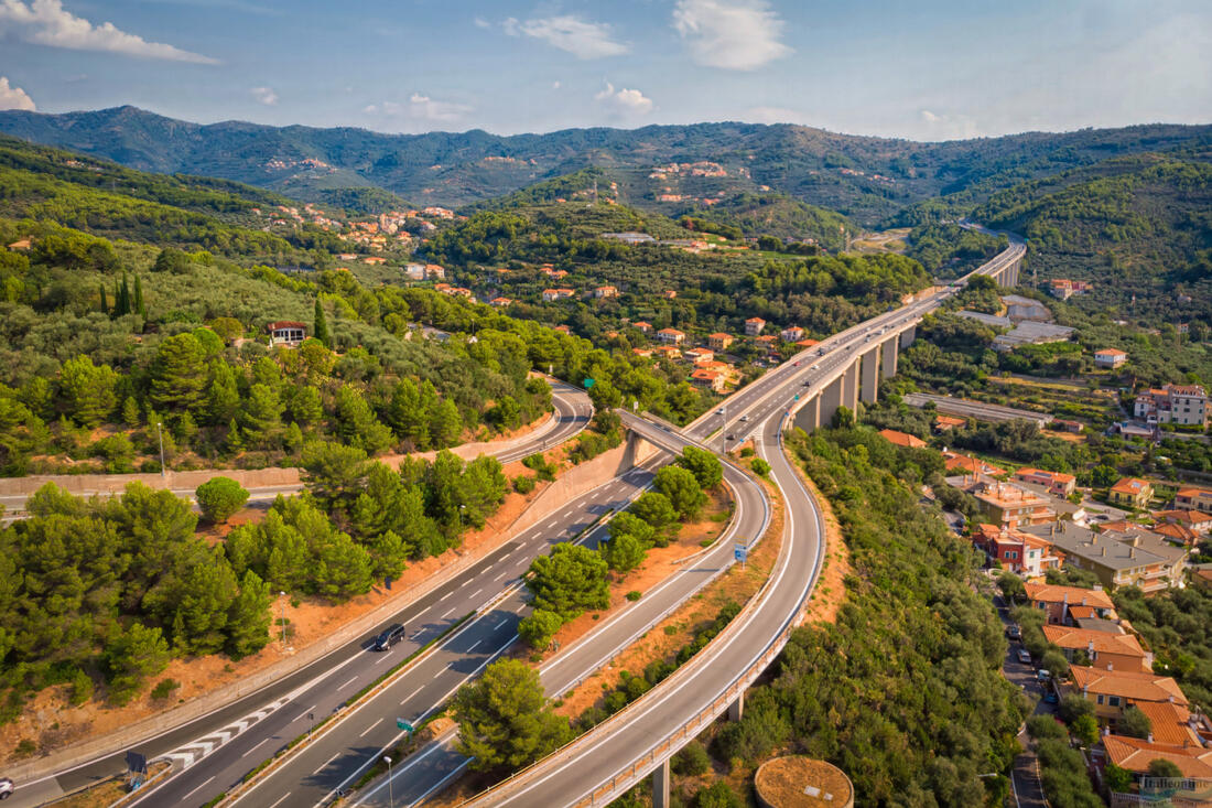 Autostrada dei Fiori A10, Taliansko