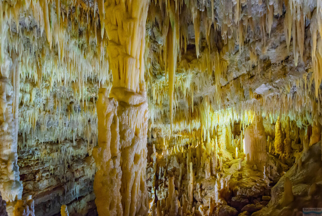 Grotte di Castellana - stalagmity