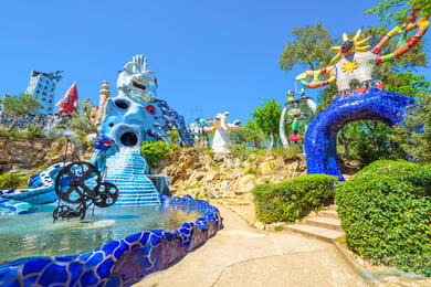 Tarot Garden: amusement park