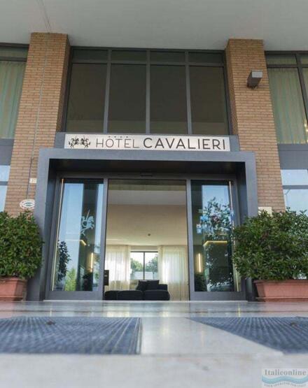 Hotel Cavalieri Bra